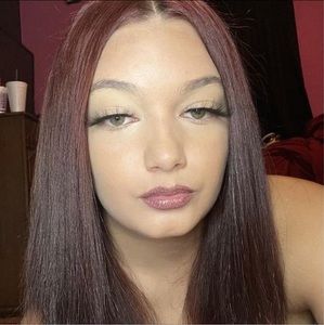 Meet your Posher, Bella